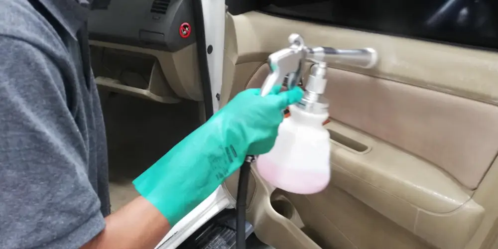 1706178815 Which car surfaces are suitable for cleaning with Tornador Car Cleaning Gun