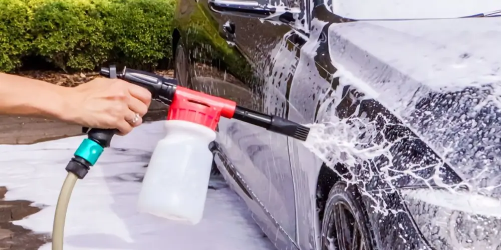 1706258296 What is the correct way to connect and use a Car Wash Foam Sprayer